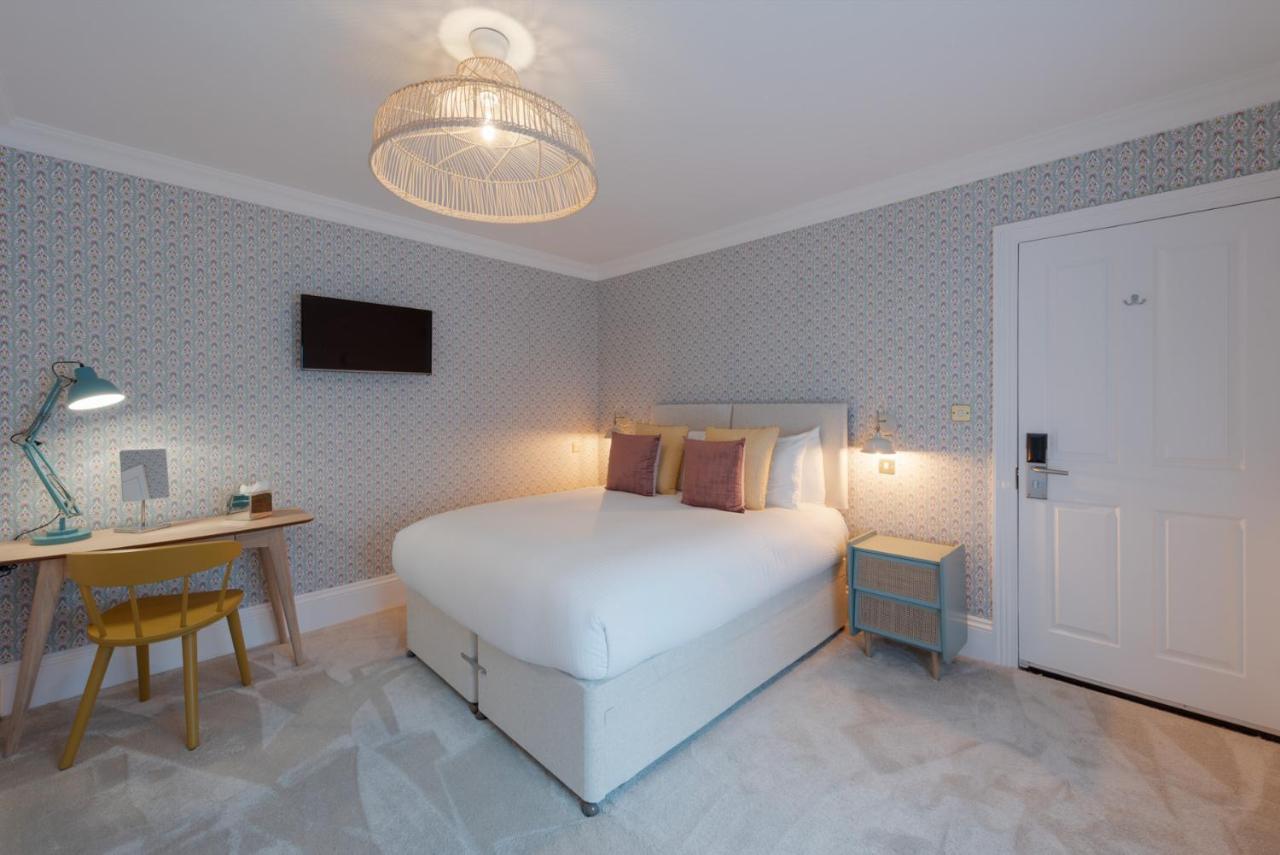 The Clarence Boutique 4*