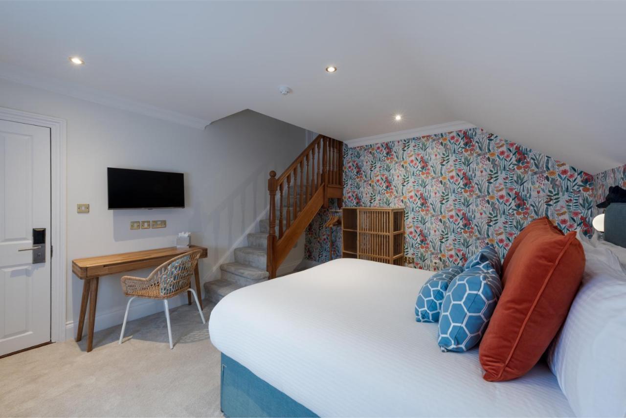 Hotel The Clarence Boutique 4*