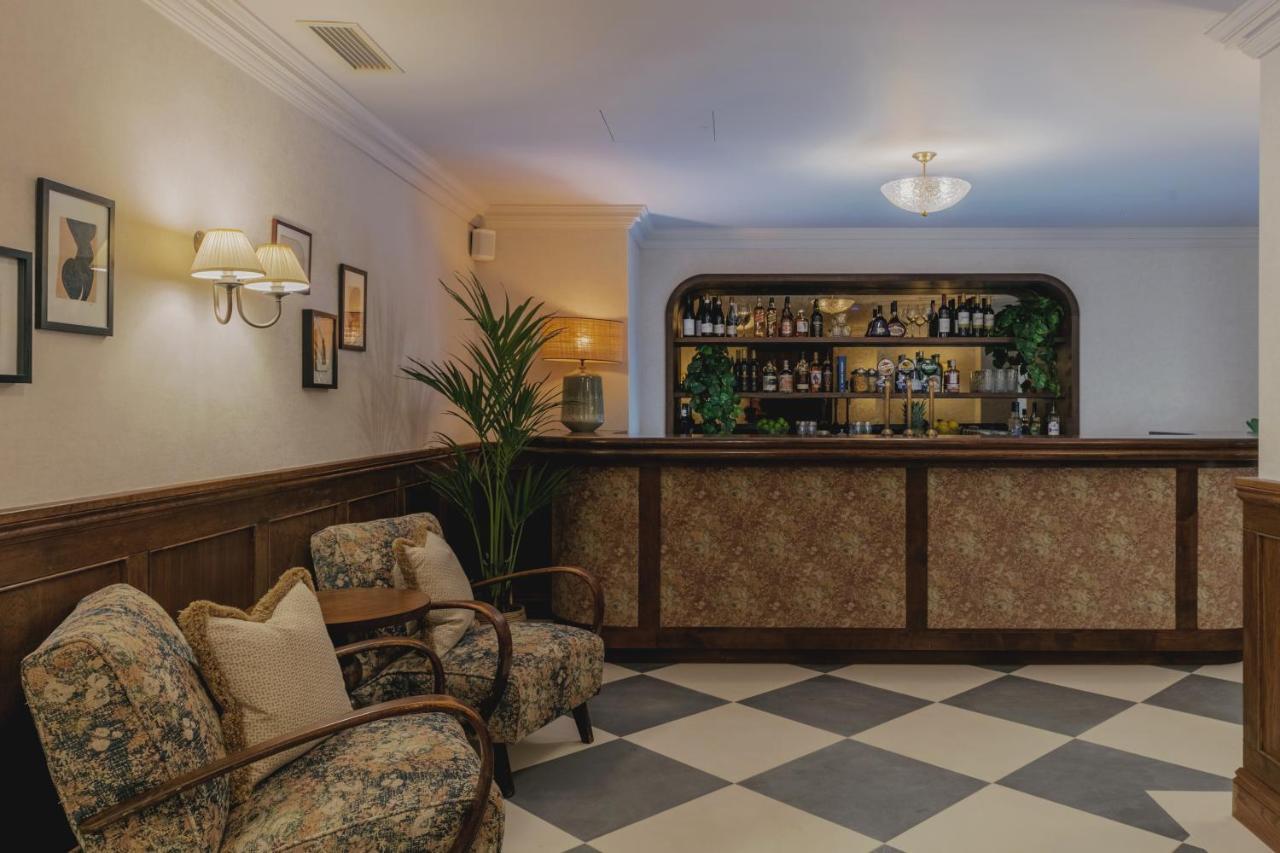 Hotel The Queens 4*