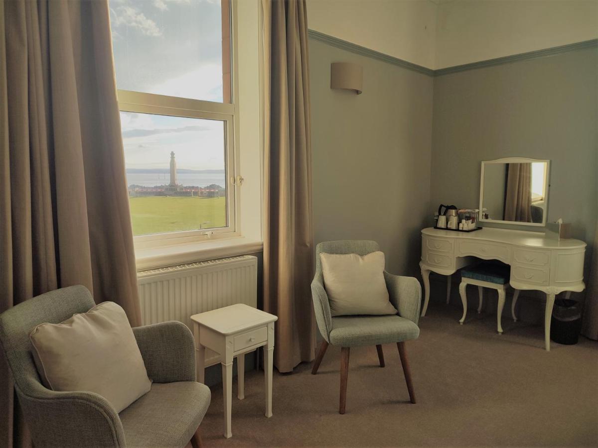 Hotel The Queens