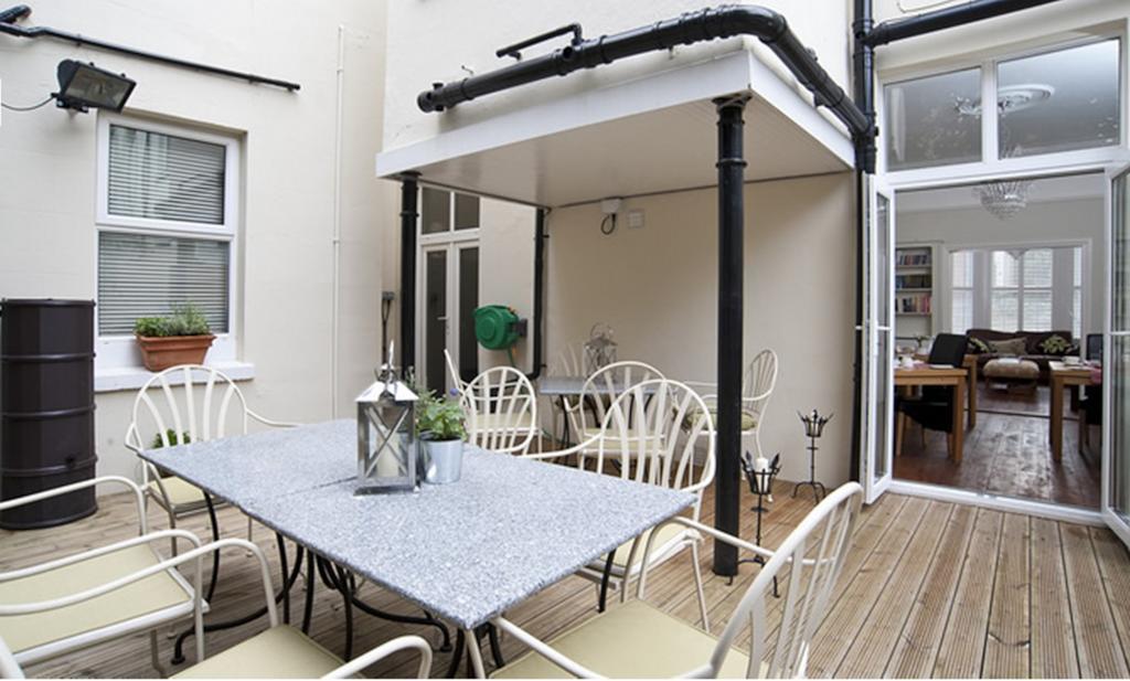 Guest house Cavendish *