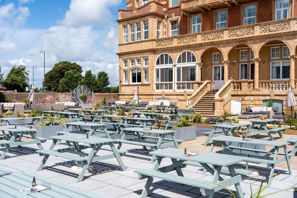 Hotel The Queens 4*