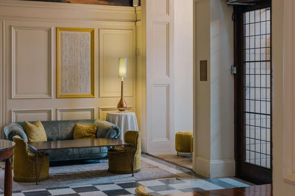 The Queens Hotel 4*