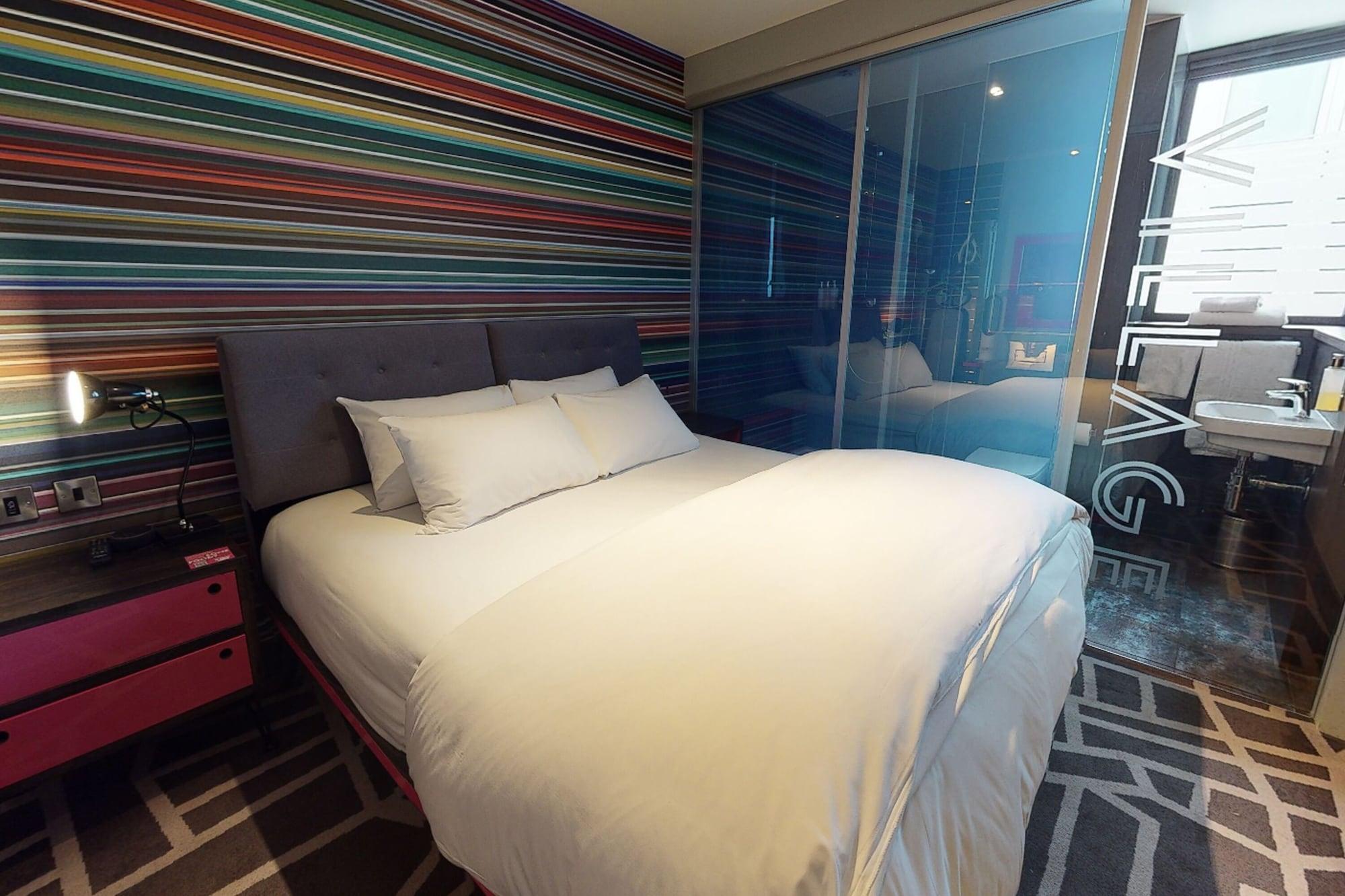Village 4* Portsmouth