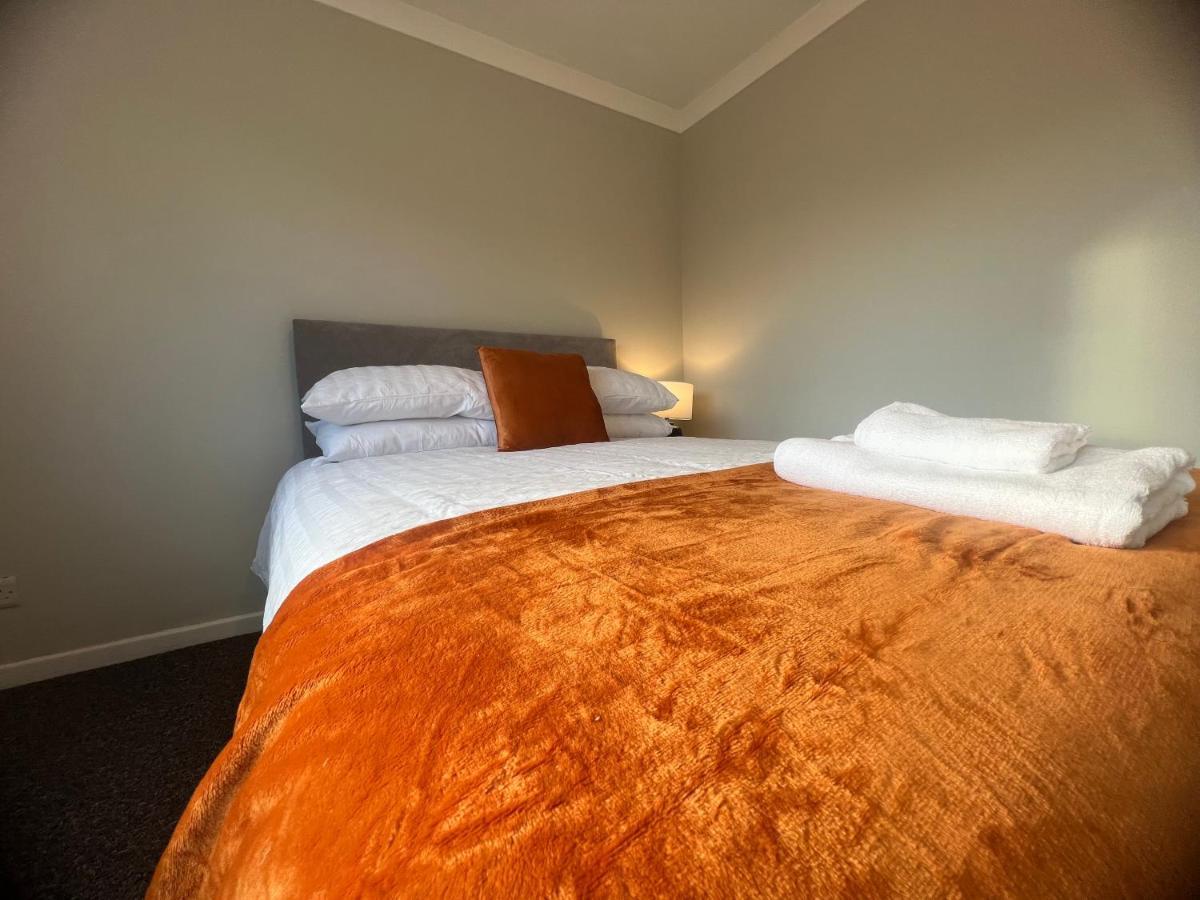 The Coral 1 Fratton Park Guest house