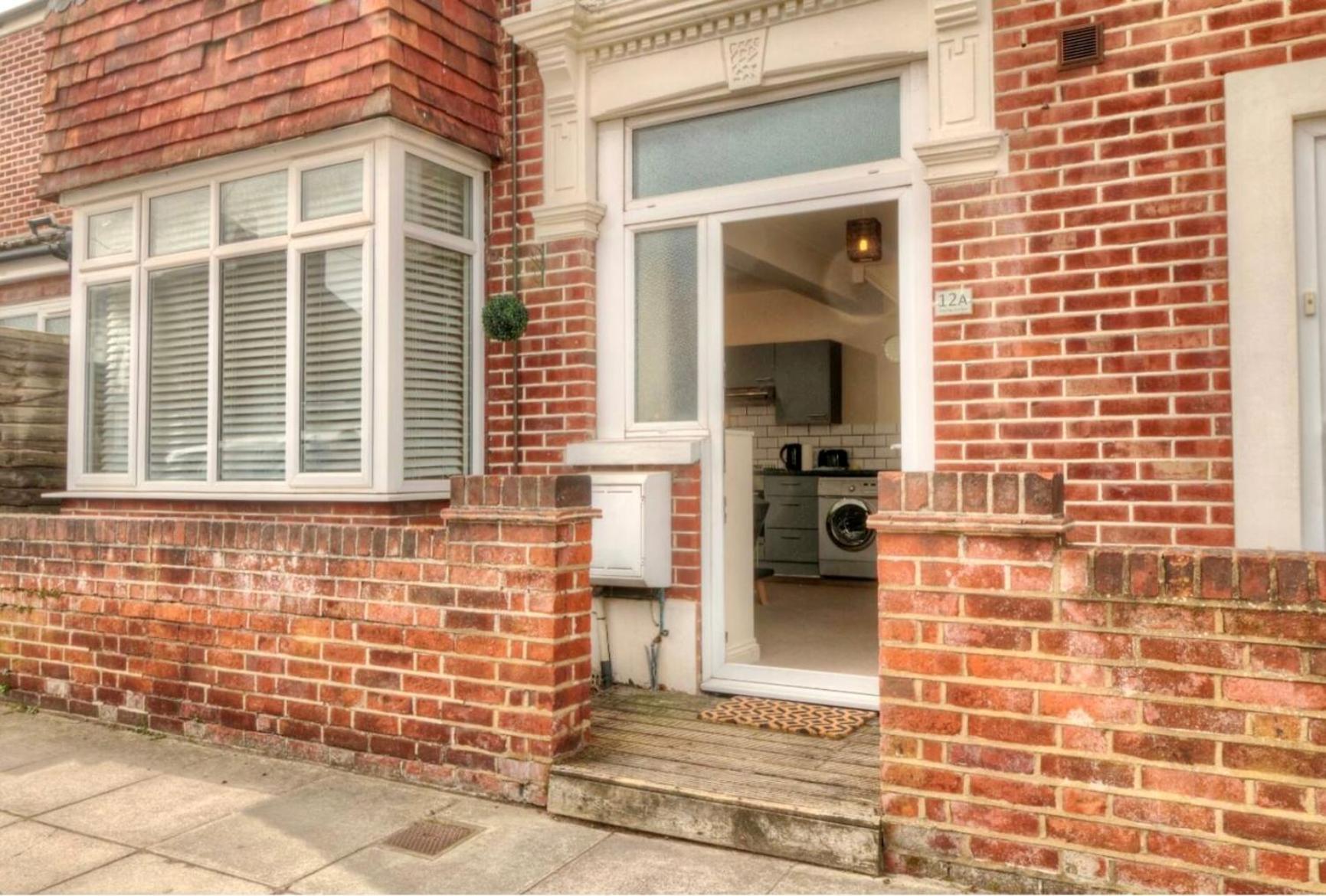 City Retreat * Portsmouth