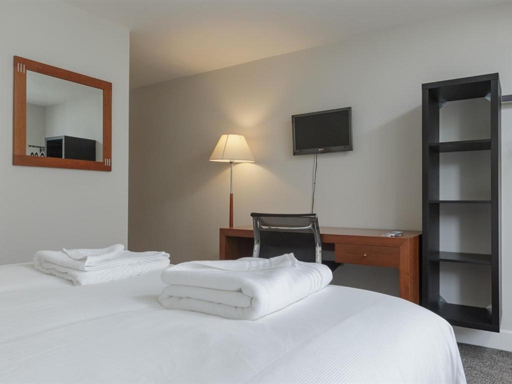 Blue Star House 4* Portsmouth