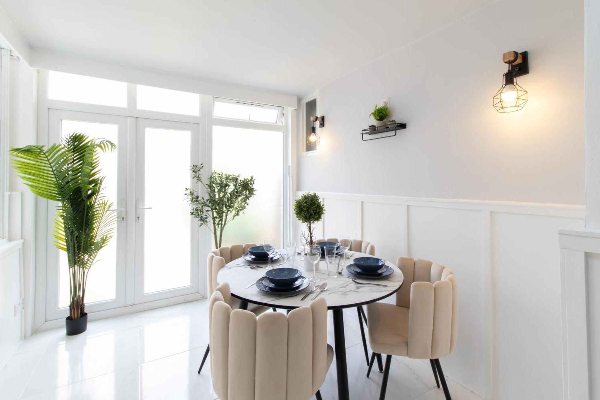 Holiday home Open Mind - Hottub, 8 Beds & 2 Car Spaces Portsmouth