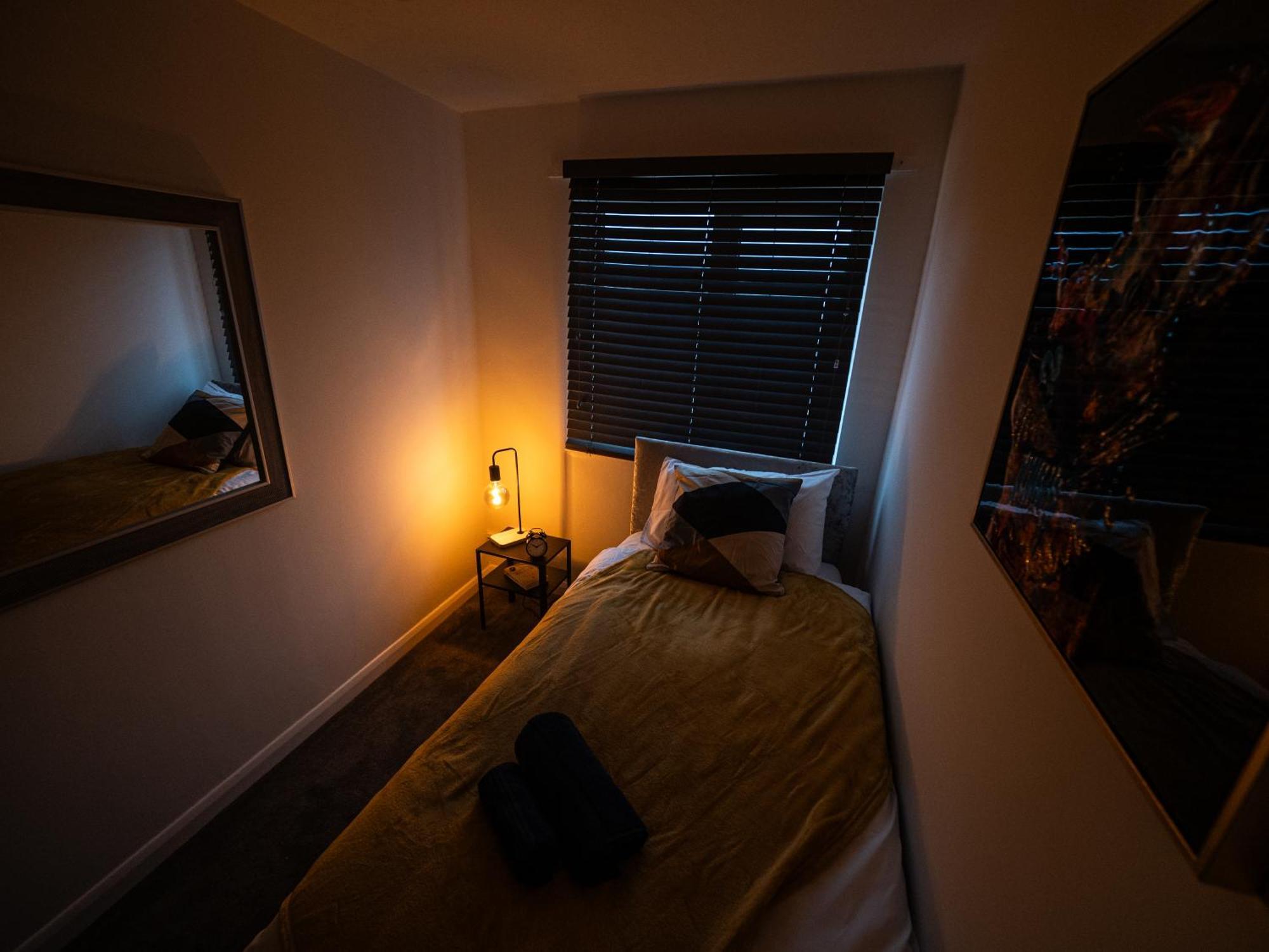 Apartment Luxury Seaside Haven- Coastal Comfort, Free Parking Portsmouth