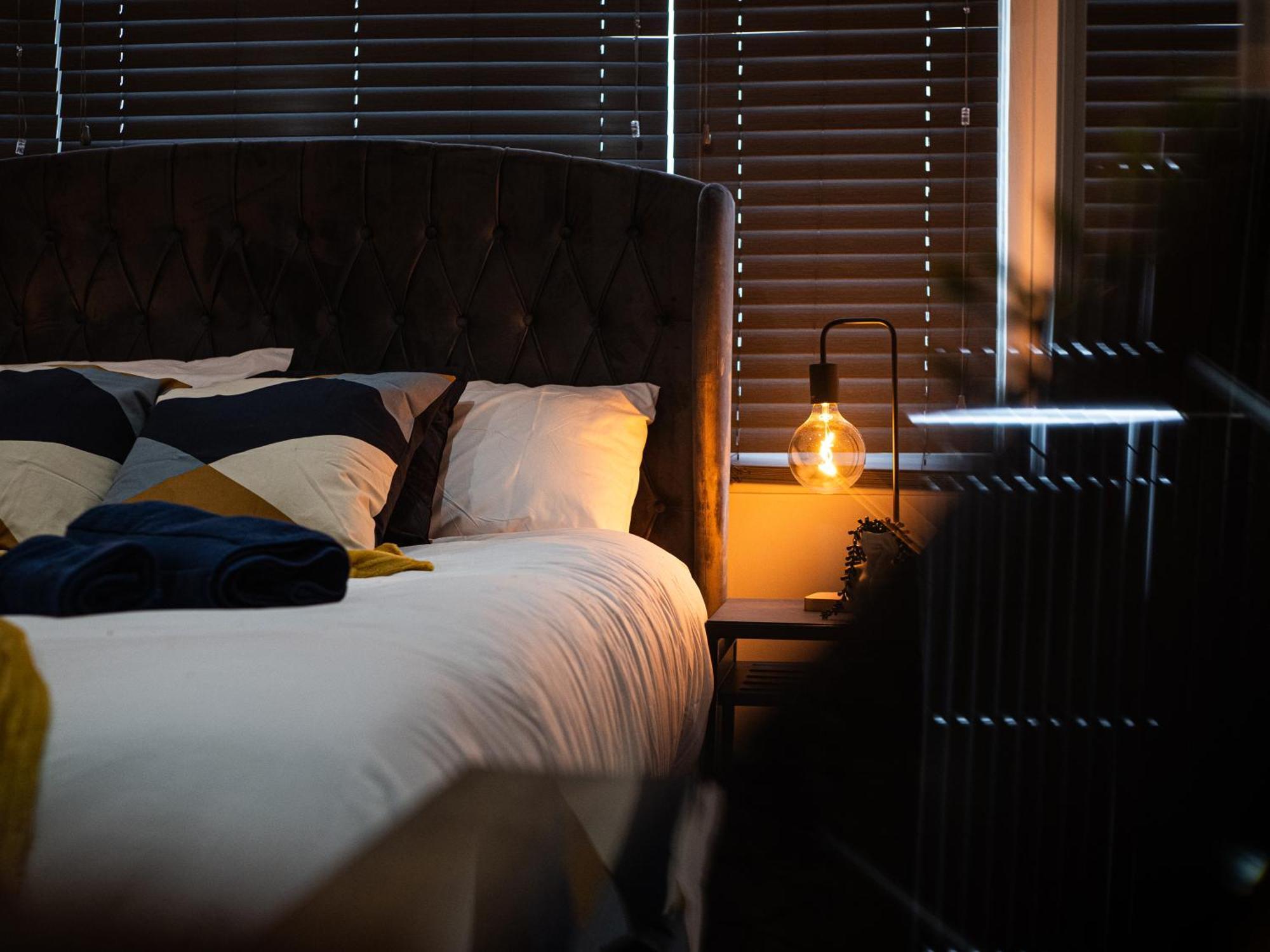 Luxury Seaside Haven- Coastal Comfort, Free Parking Portsmouth