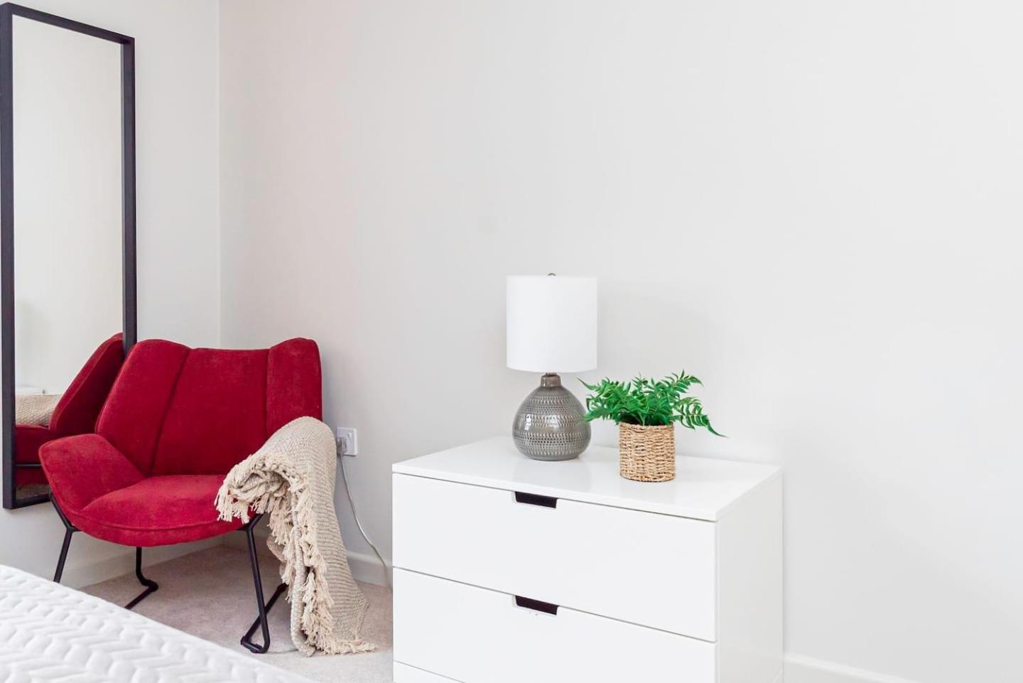 Apartment Driftwood *