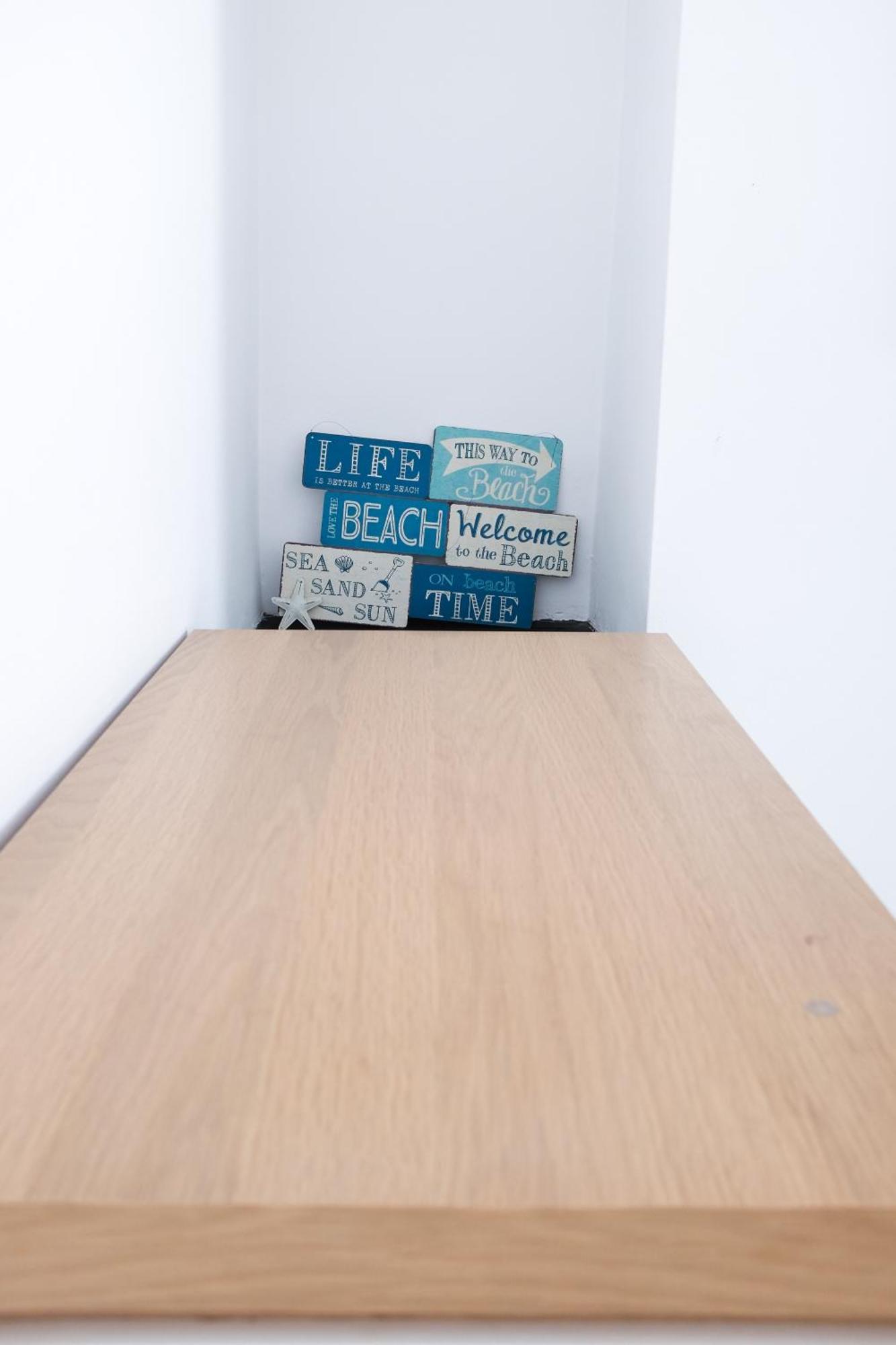 Apartment *newly Refurbished *central *