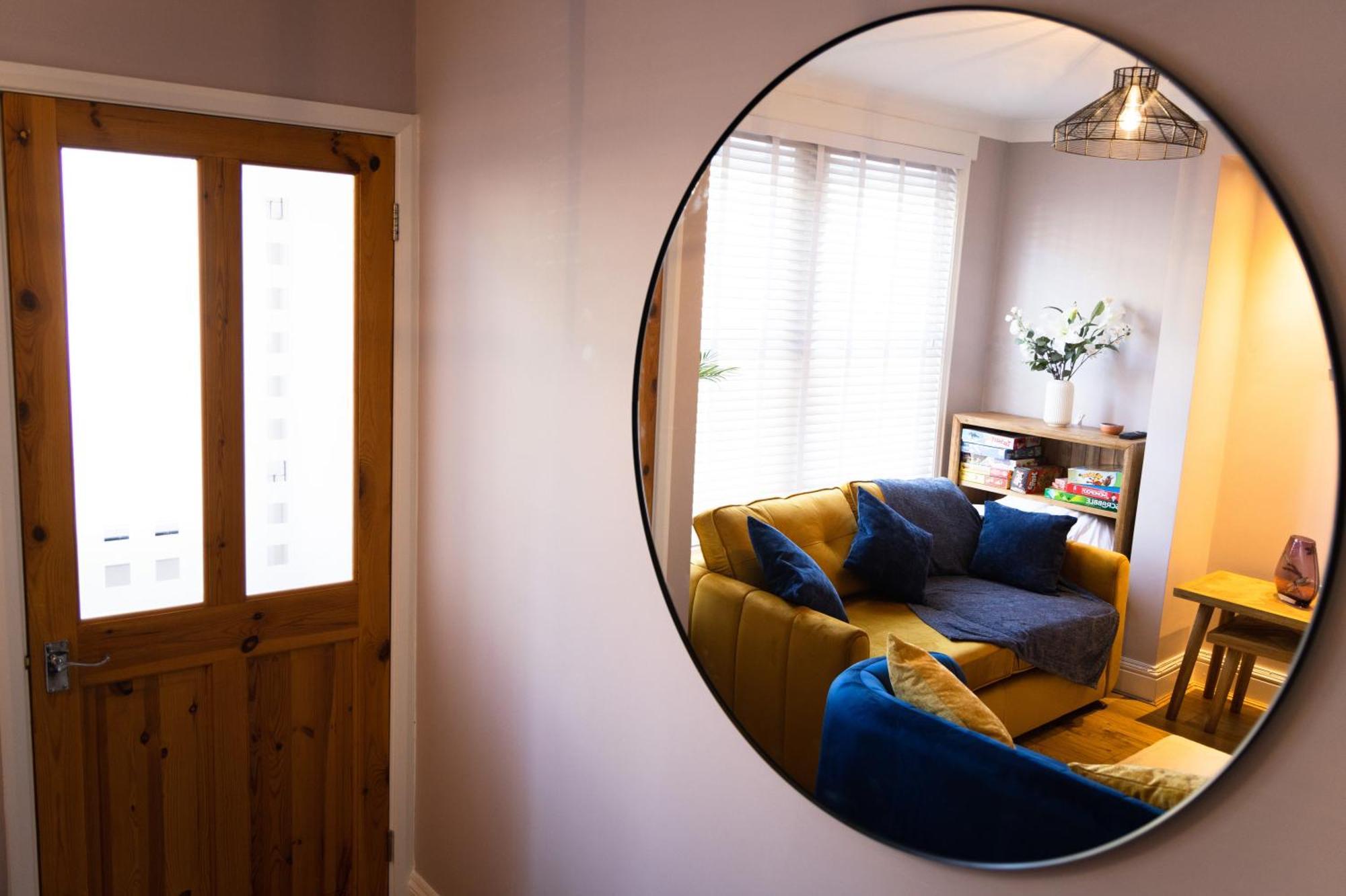 Seaside Recently Renovated Holiday home Portsmouth