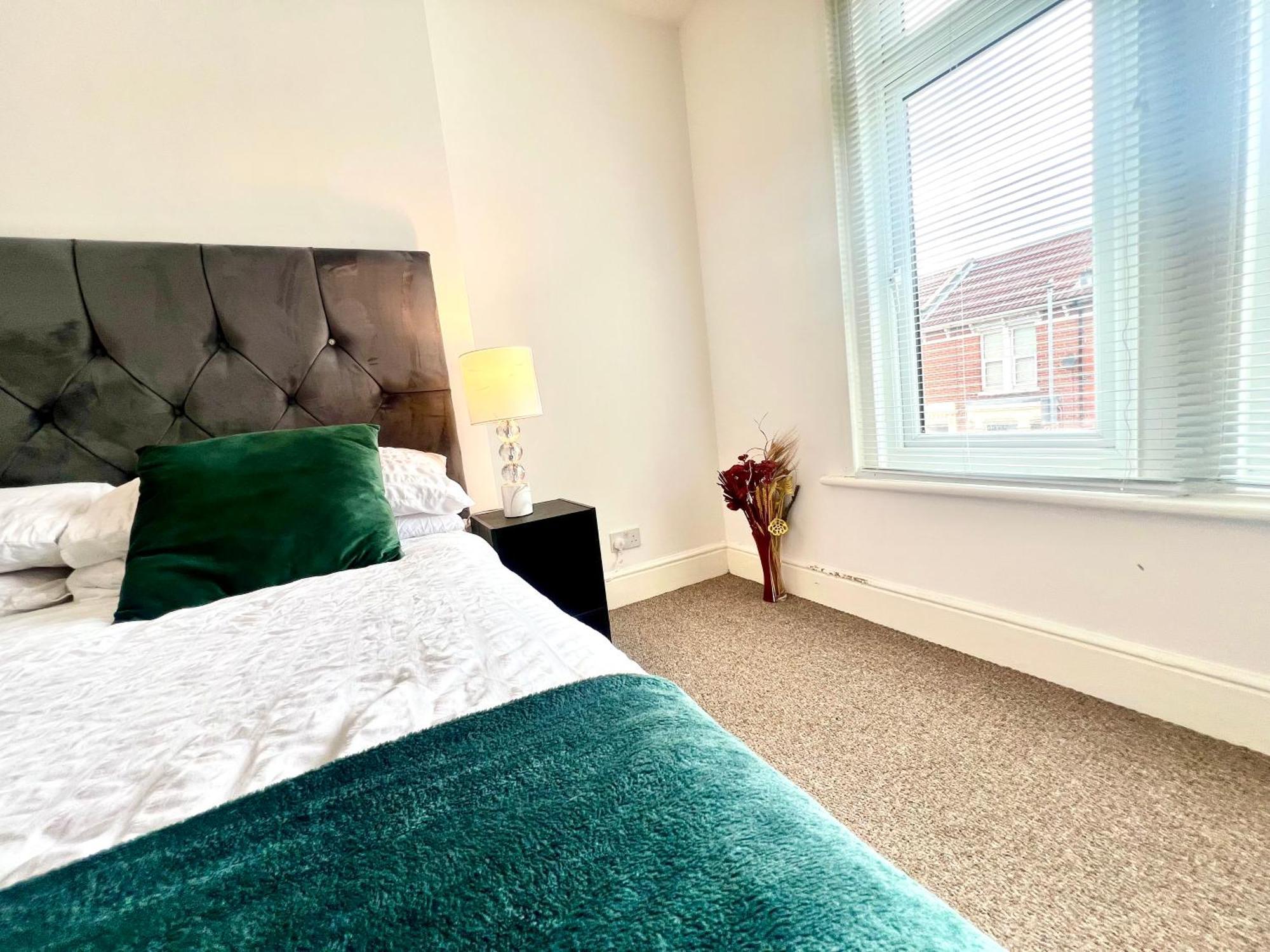 Guest house The Coral 1 Fratton Park