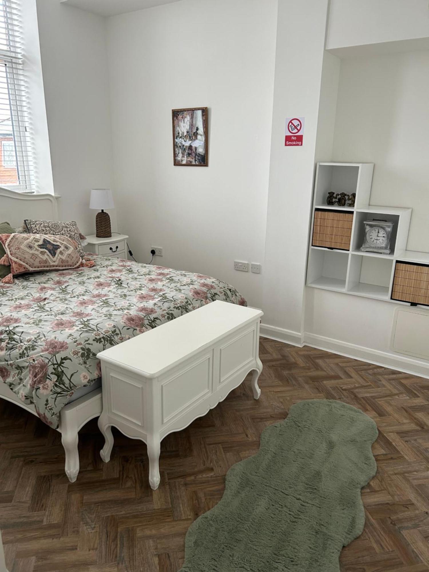 Spacious In With Parking Portsmouth