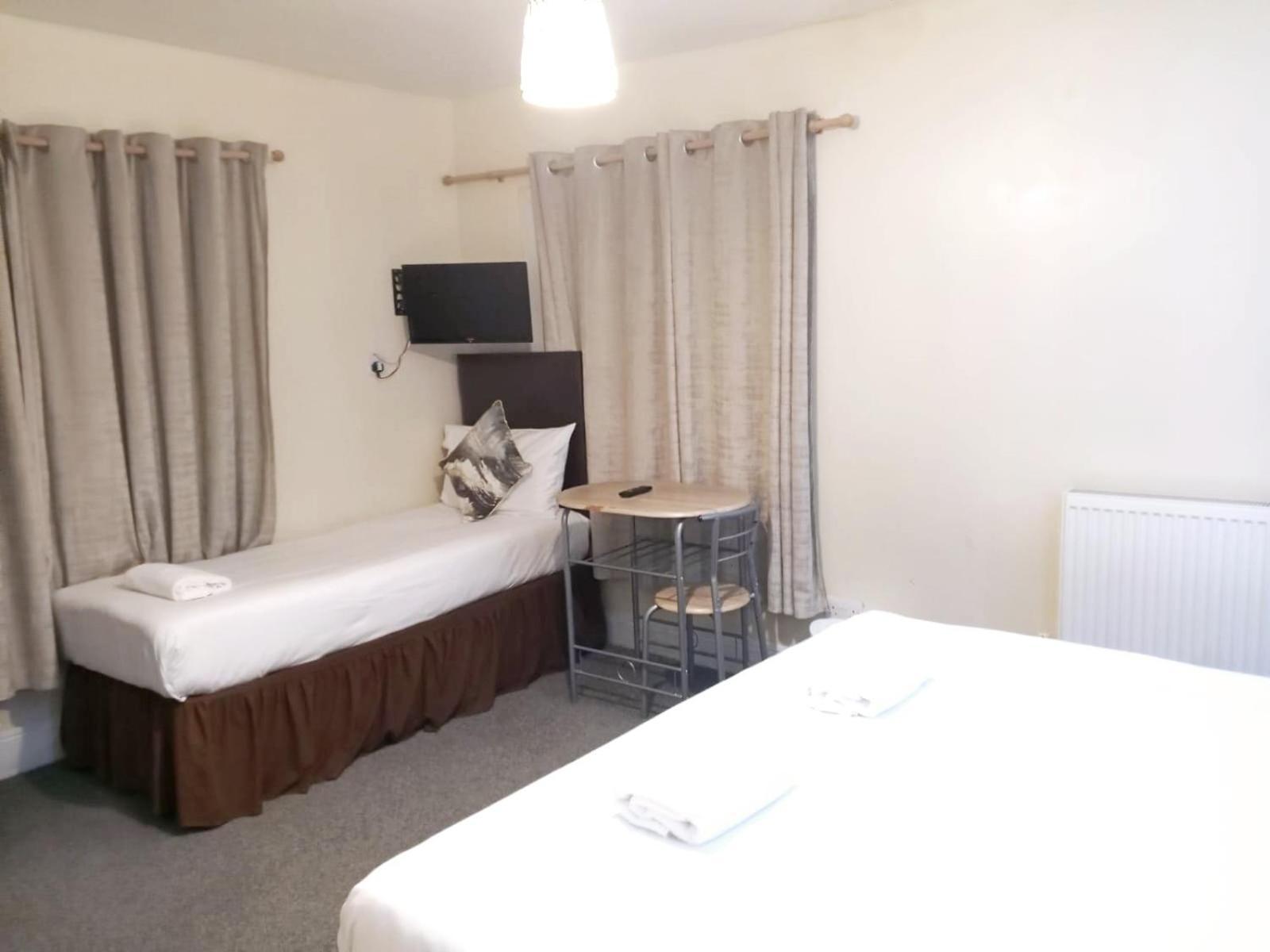 Victorin House - Are En-suite Hotel