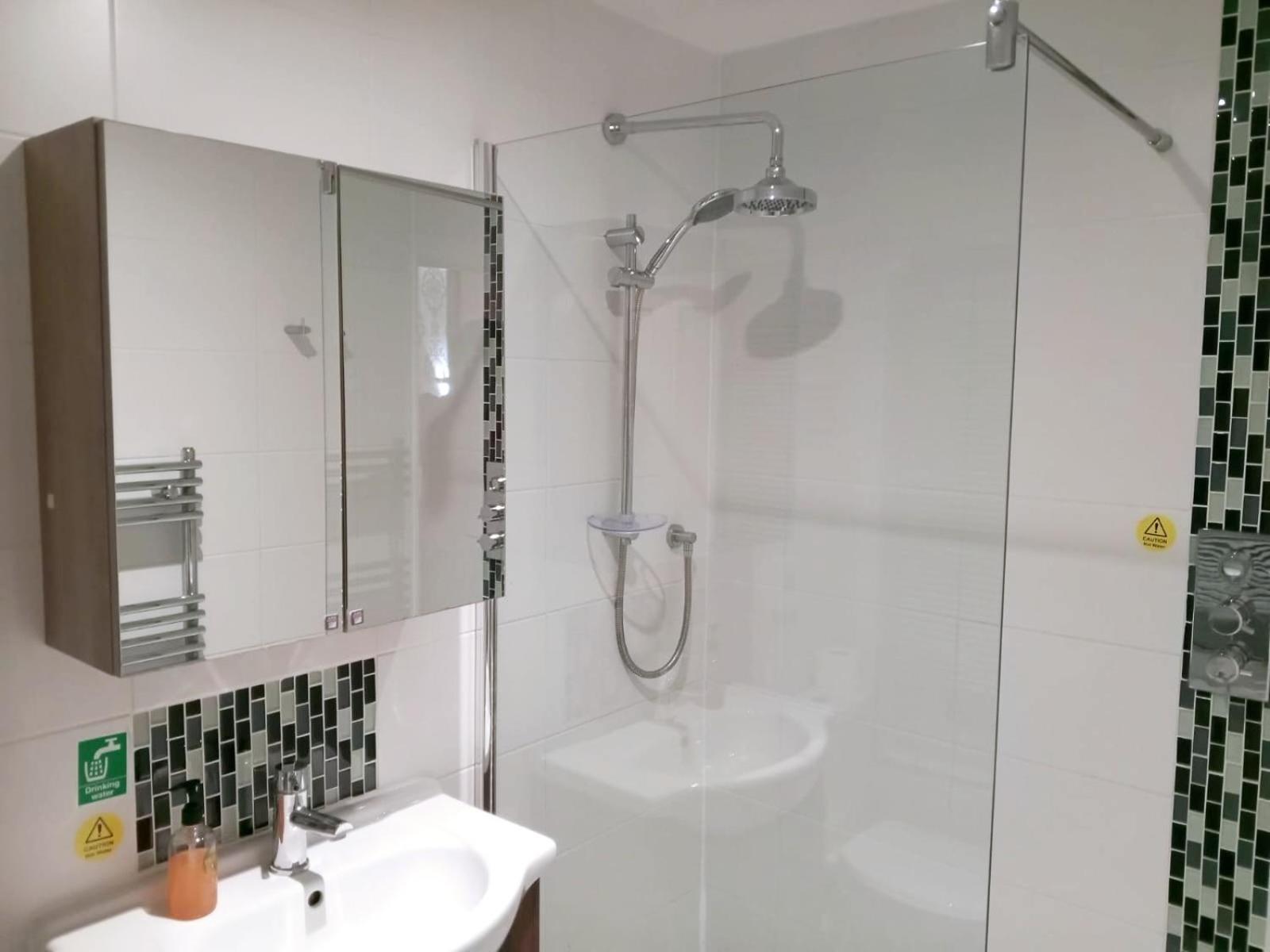 Hotel Victorin House - Are En-suite 2*