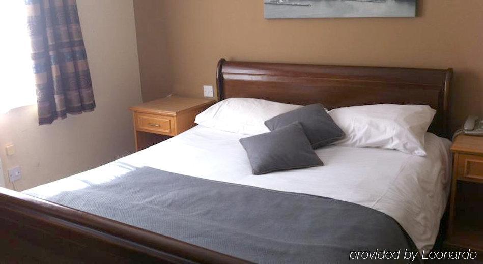 Innlodge By Greene King Hotel 2*