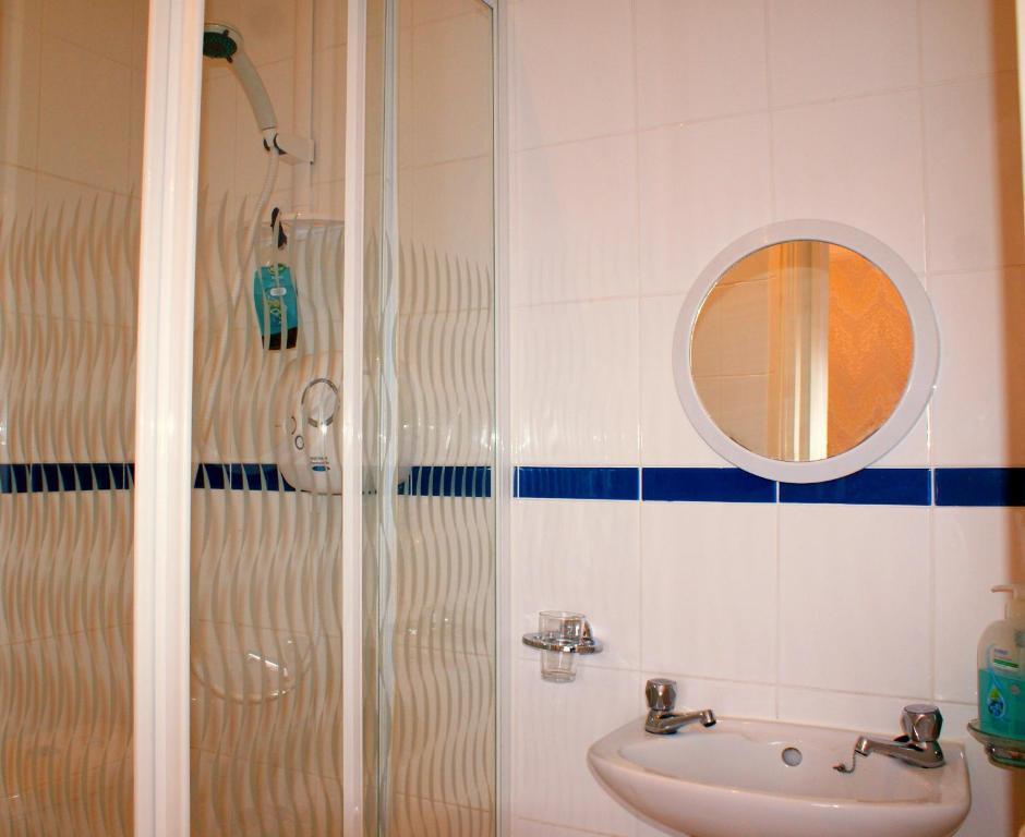 Guest house Premier Southsea 3*