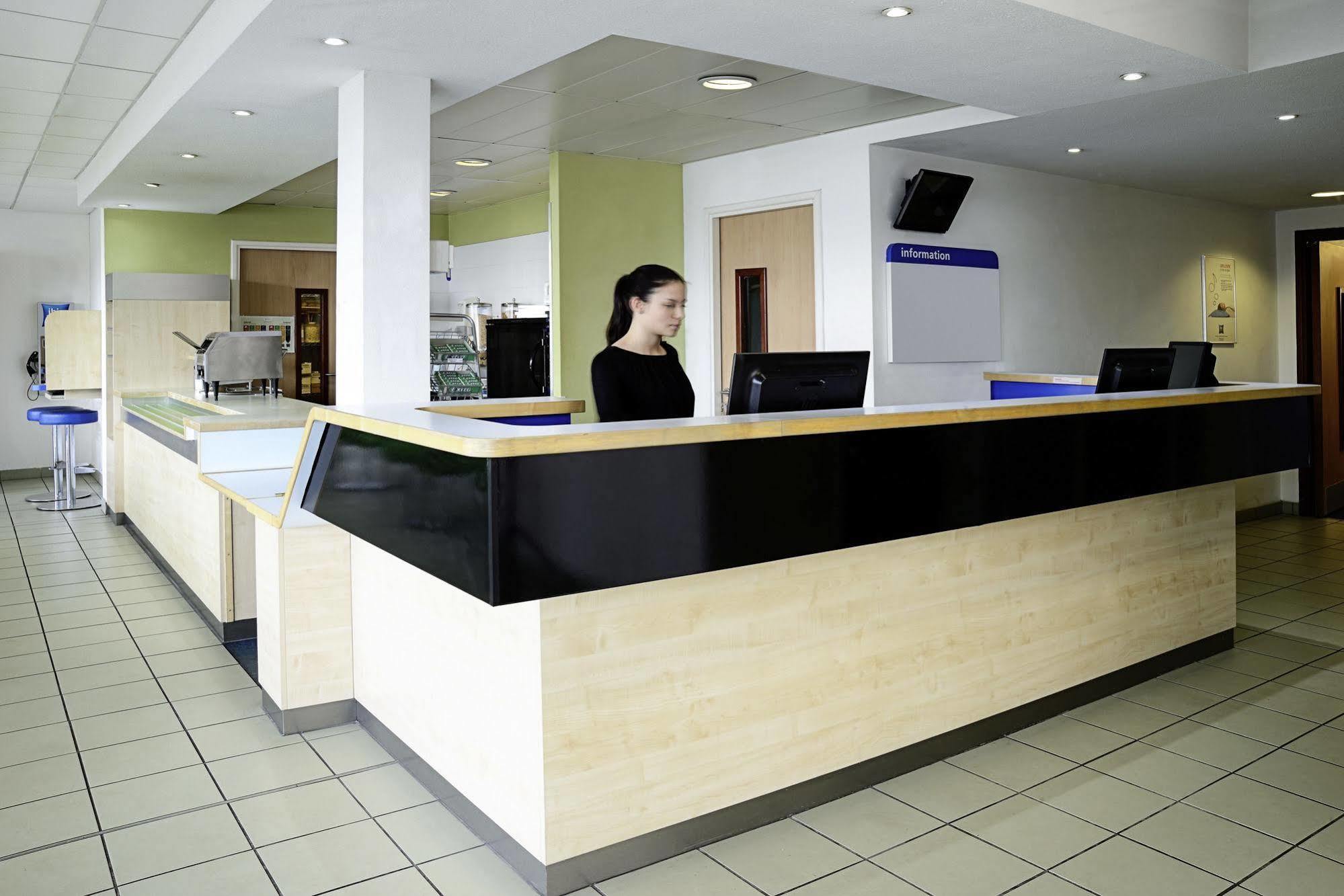 Ibis Budget Hotel 2*