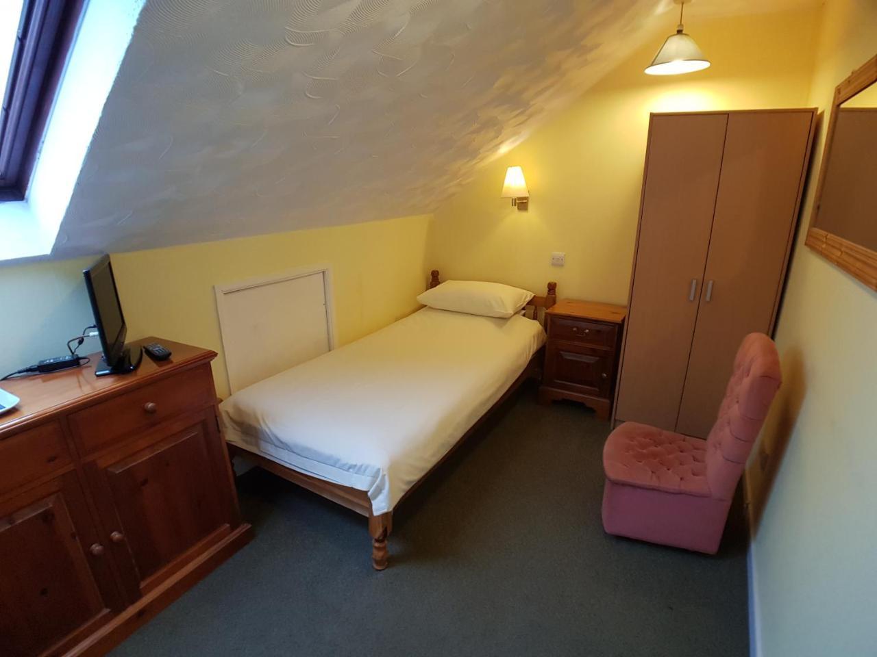 Guest house Everley 2*