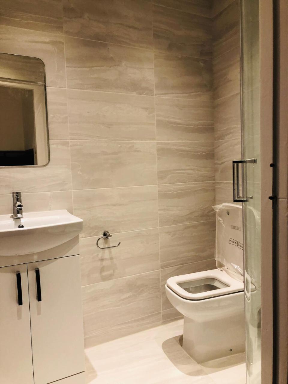 Old Victory House 3* Portsmouth