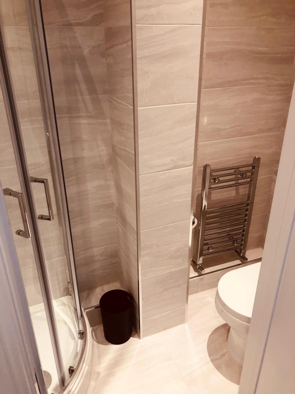 Bed & Breakfast Old Victory House 3*