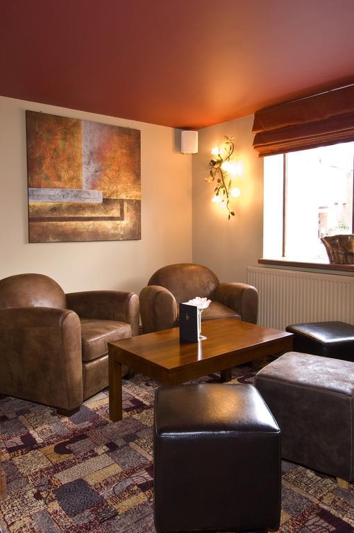 Ashby's Gastropub & Boutique Apartment *