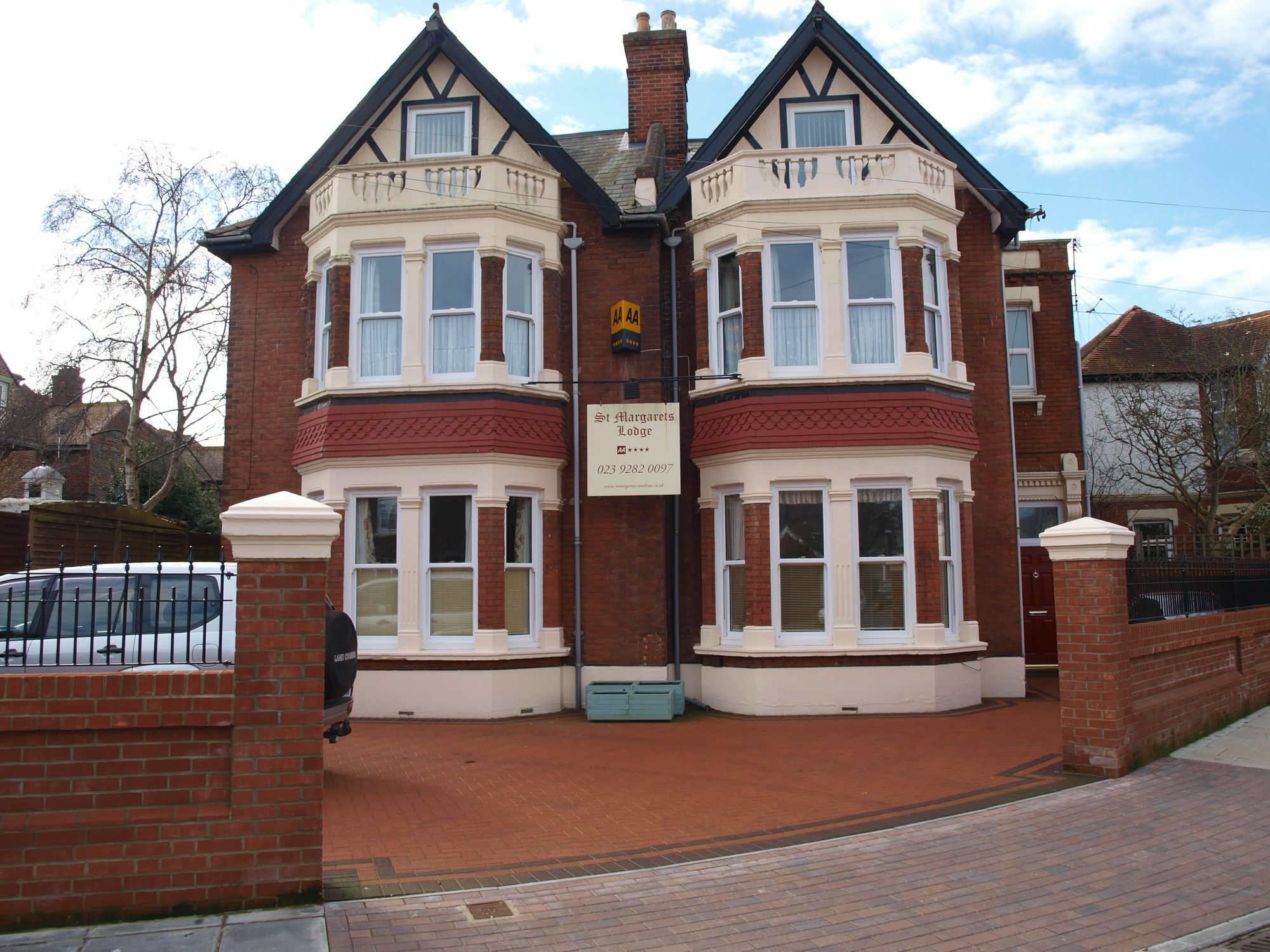St. Margaret's Guest house 4*