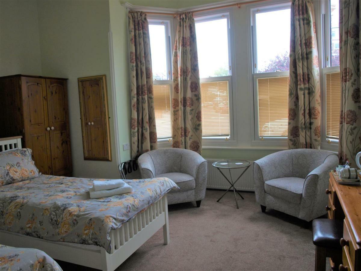 Guest house St. Margaret's Portsmouth