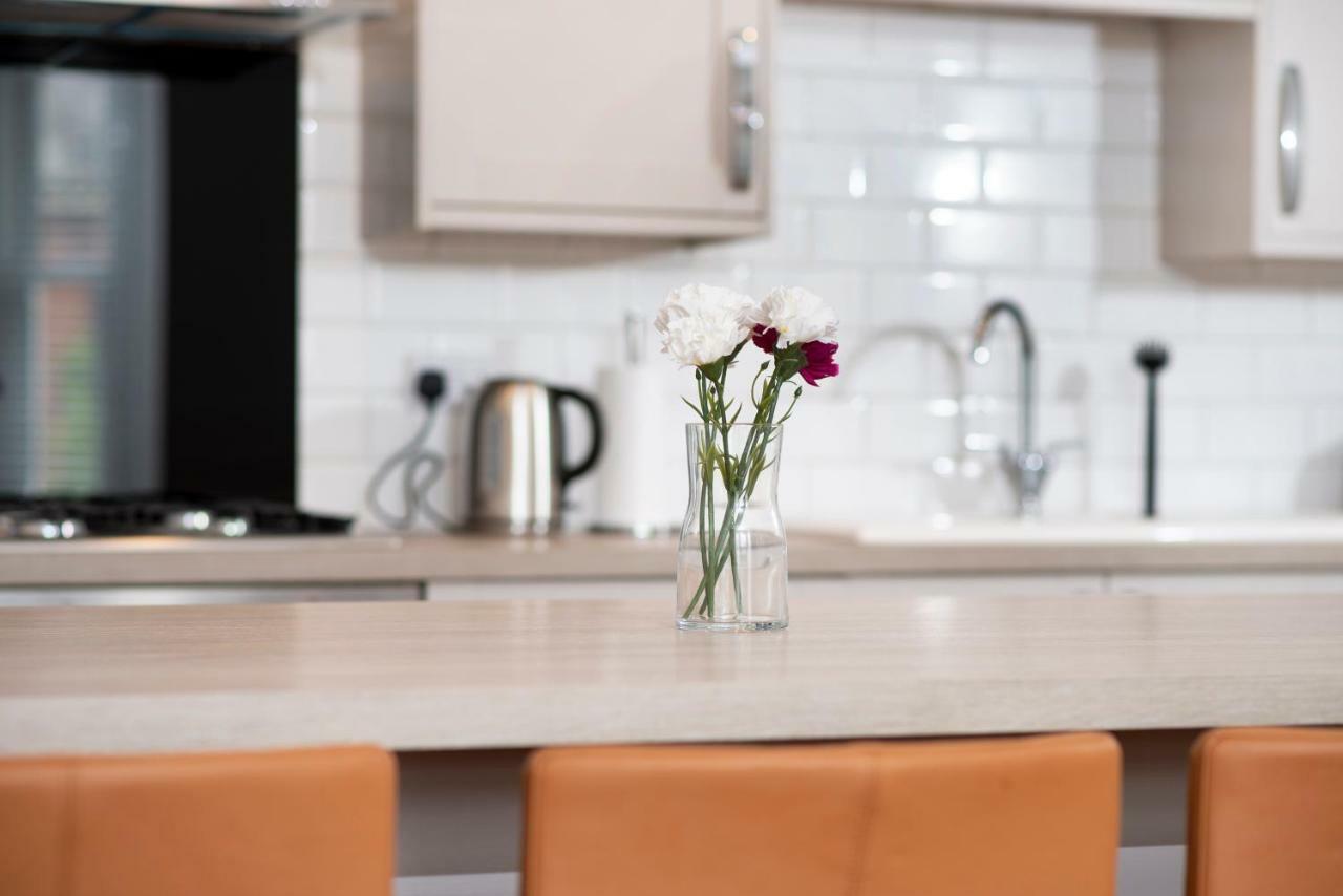 Flat C - Spacious First Floor, 3 Bedroom, 2 Bathroom In Central Southsea, Portsmouth