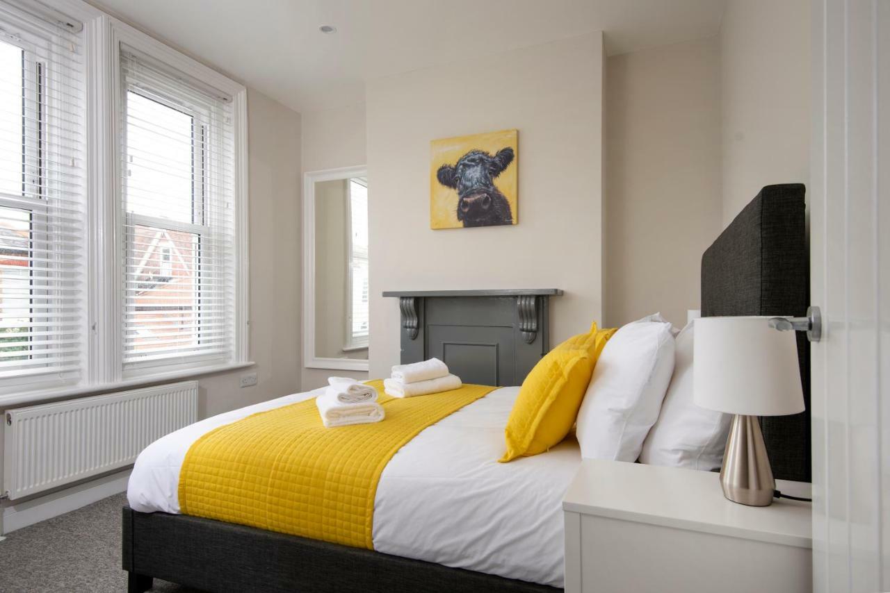 Flat C - Spacious First Floor, 3 Bedroom, 2 Bathroom In Central Southsea, * Portsmouth