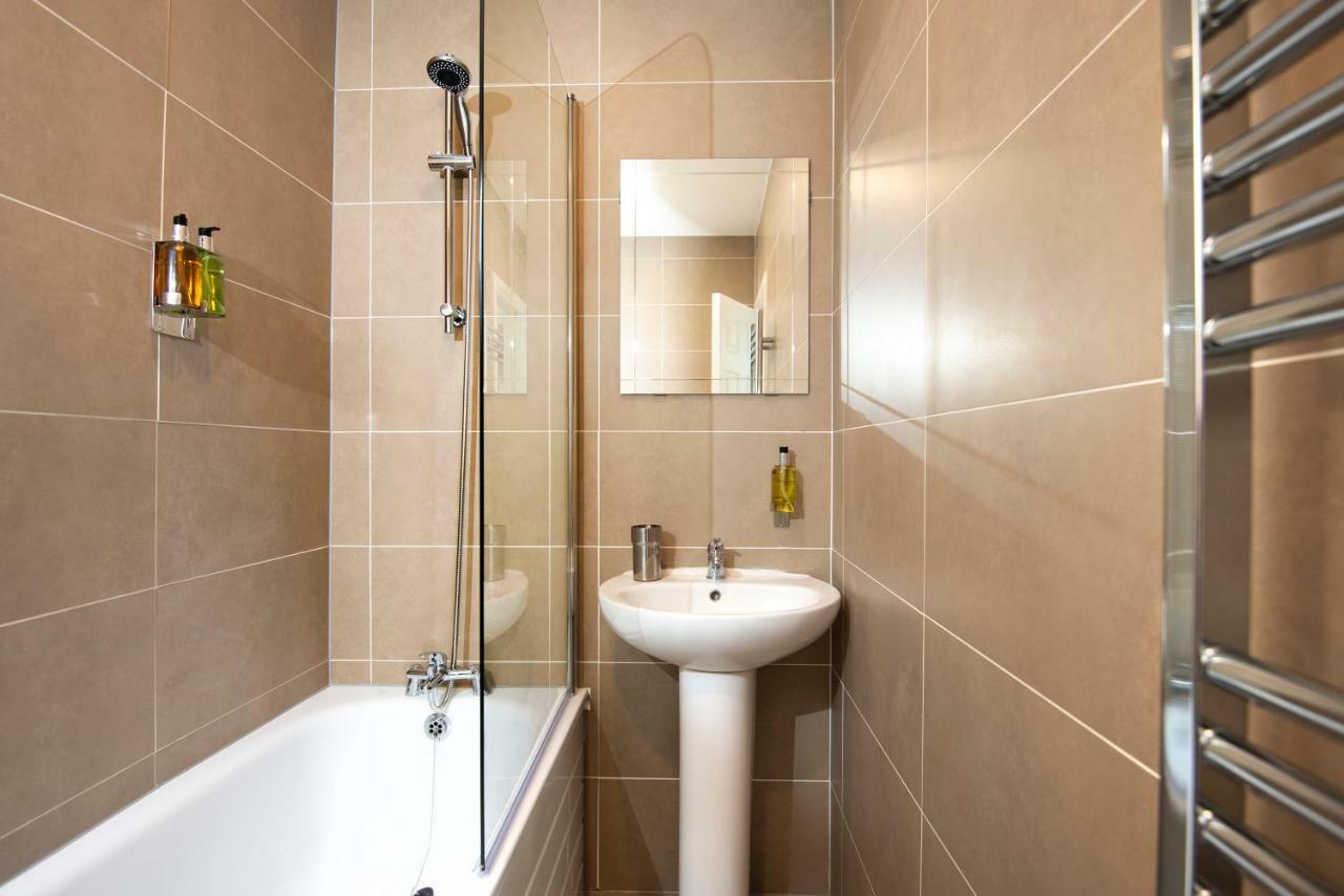 Francis Heights - Modern 2 Double Bedroom In Southsea, Apartment *