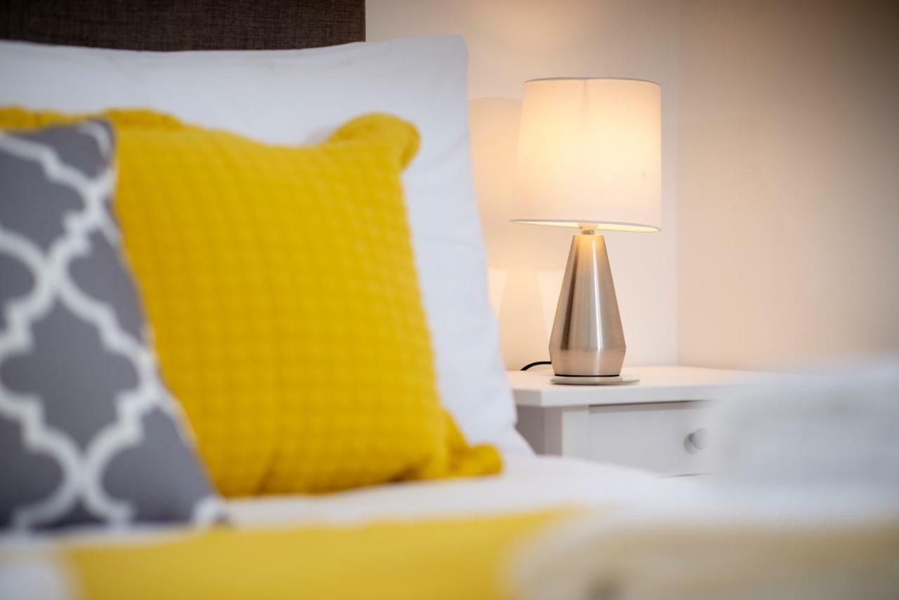 Francis Heights - Modern 2 Double Bedroom In Southsea, *