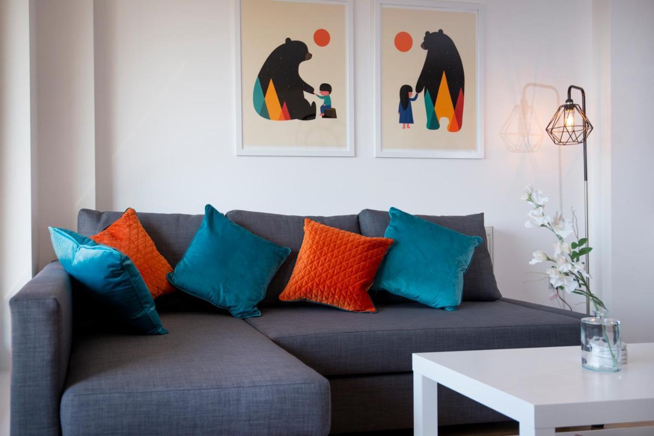 Apartment Elm View - 2 Bedroom 2 Bathroom With Parking In Southsea, *
