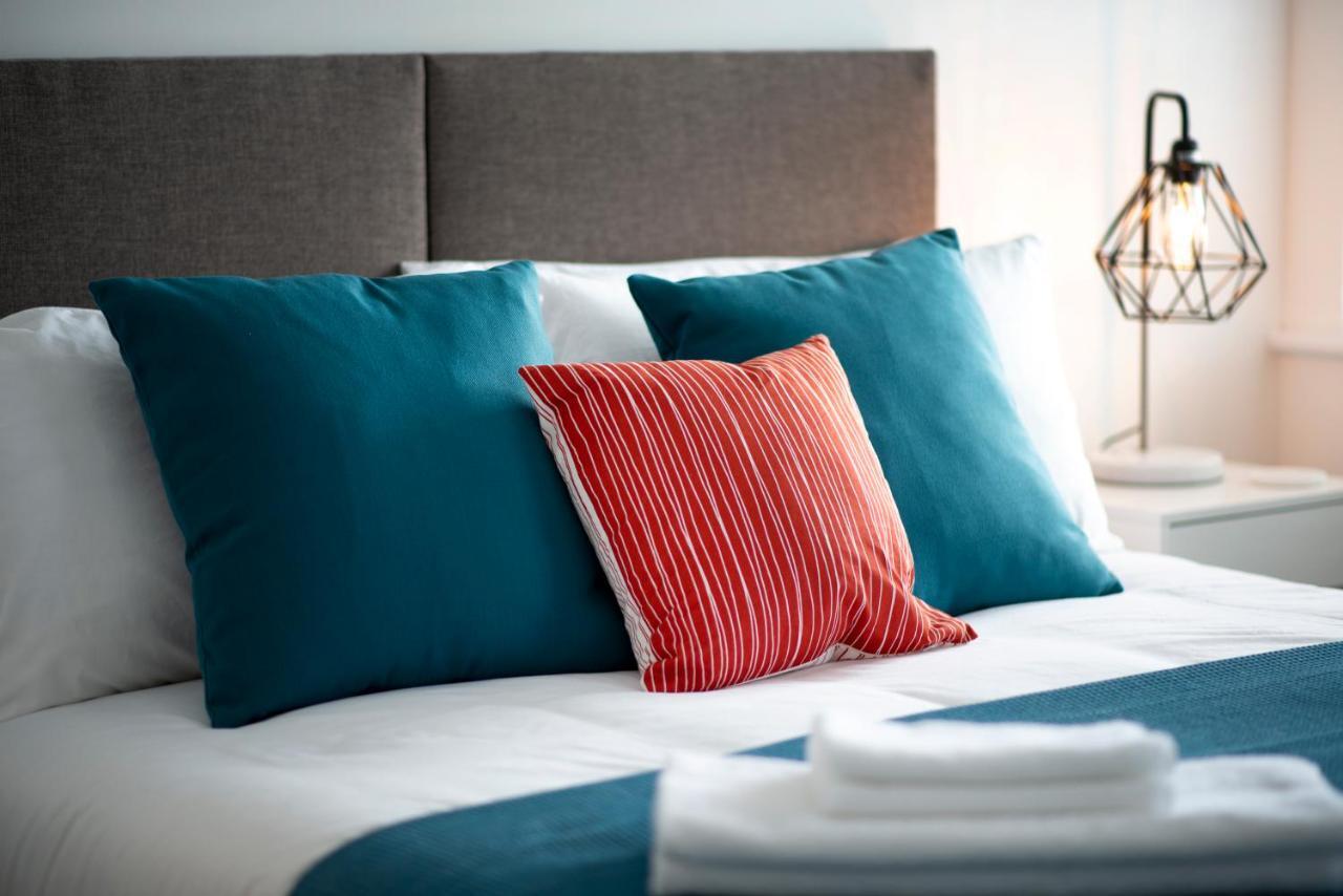 Apartment Elm View - 2 Bedroom 2 Bathroom With Parking In Southsea,